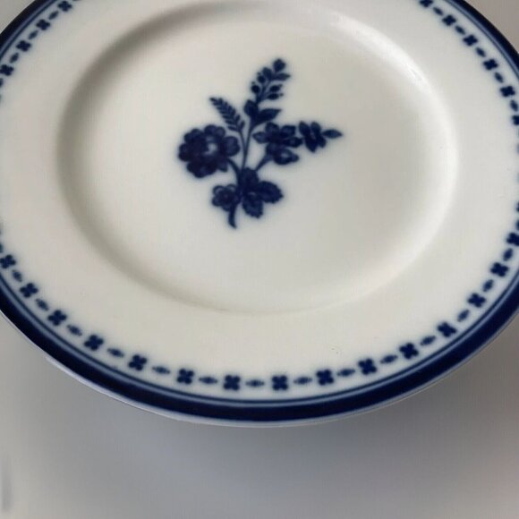 Williams Sonoma Flow Blue Pattern Dessert Salad Plates 7 5/8" Flowers Set of 2 - Picture 11 of 12